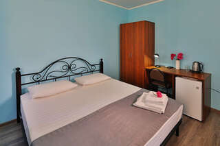 Гостиница Гостевой дом Дальний Восток Геленджик Двухместный номер с 1 кроватью-3